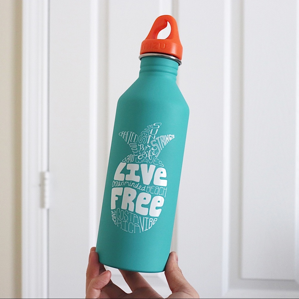 Pura Vida Bracelets x Mizu 18 oz Water Bottle